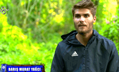 Sevilen Survivor Yarışmacısı Barış Murat Yağcı, Ada Konseyinde Anlattığı Hayat Hikayesiyle Herkesi Duygulandırdı!