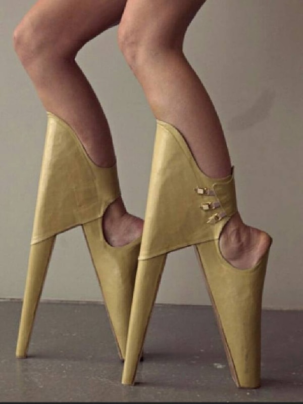 8. Кстати, о высокой моде...