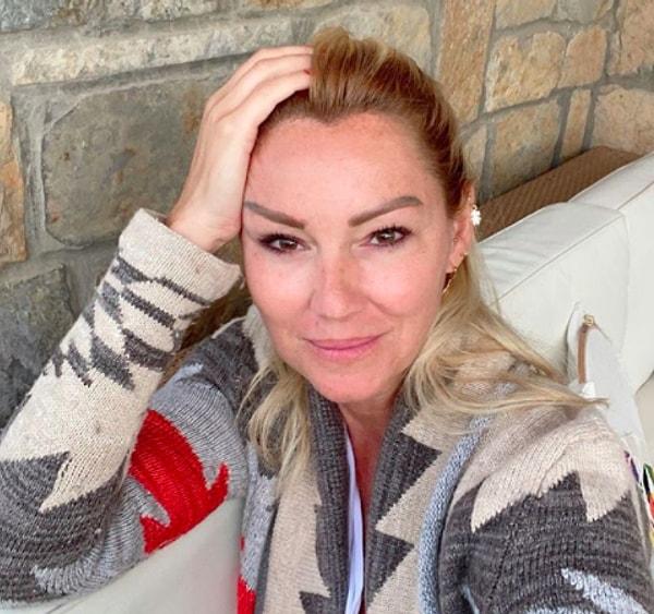 Pınar Altuğ'un son dönemde Instagram'da verdiği cevaplar bir hayli gündem oluyor bildiğiniz üzere.