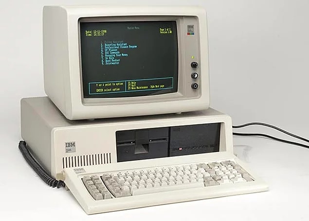 Keşke bozulmadığı yahut zarar görmediği sürece aldığımız tüm bilgisayar ve telefonları kullanabilsek... Değil mi?