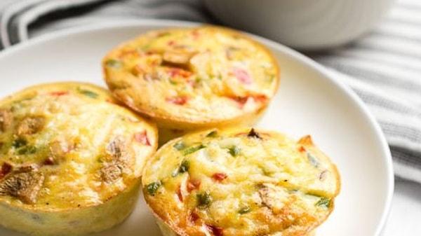 5. Porsiyonluk omletler: Muffin Omlet