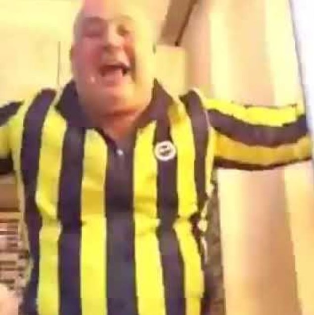 8. Bu sene şampiyon kim olur geyiği yapan fanatik.