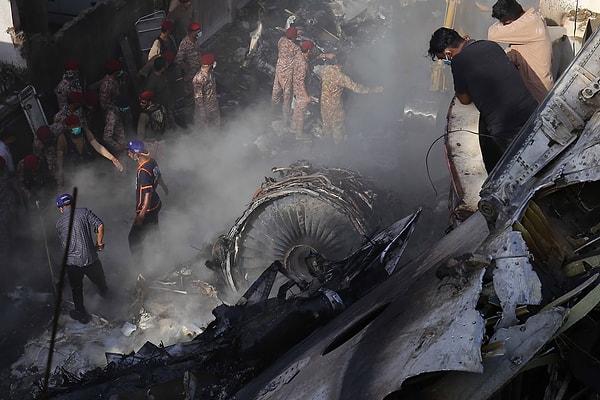 Pakistan'da gerçekleşen uçak kazaları