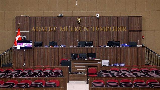 Kadıköy Nüfus Müdürü'nün suç duyurusu bakanlığa ulaşır ulaşmaz da Binay çifti daha bir haftalık bebekleriyle kendilerini mahkeme salonunda bulmuşlar.