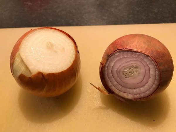 4. Красный лук, который притворяется белым