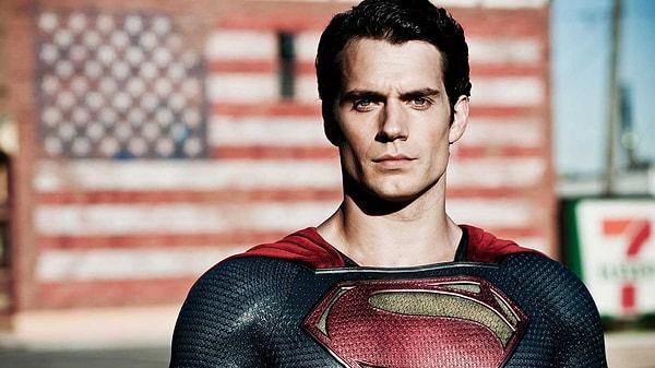 7. Henry Cavill, Superman rolüyle DC evrenine dönebilir. Warner Bros ile görüşmeler sürüyor.