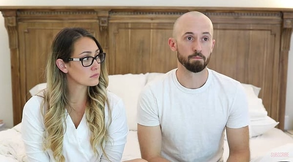 Через 2 года после усыновления Хаксли пара объявила, что ему был поставлен диагноз "аутизм". Подписчики пары заметили, что по состоянию на 2019 год Хаксли больше не появлялся на видео.