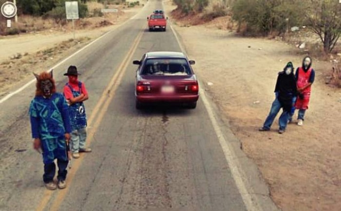 Очень странные дела, которые можно увидеть на Google Street View