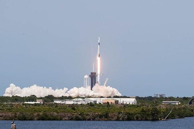NASA Astronotlarını Taşıyan SpaceX'in Uzay Aracı Başarıyla Fırlatıldı 🚀