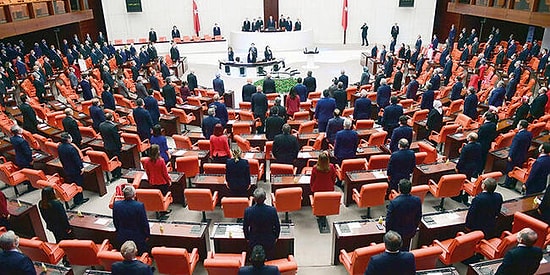 TBMM Koronavirüs Arasına Son Veriyor: Gündem Vekil Transferi ve Başkanlık Rötuşu