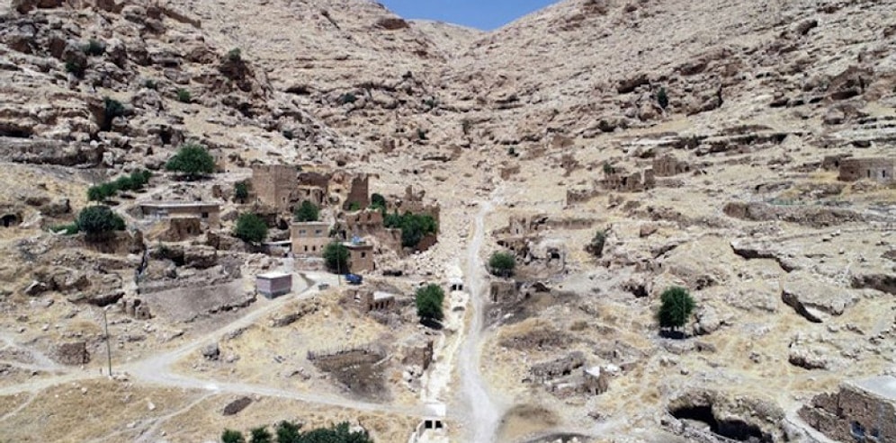Dargeçit'te Çok Sayıda İnsana Ait Kemik Parçaları Bulunmuştu: Mardin Valiliği Soruşturma Başlatıldığını Açıkladı