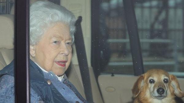 98 yaşındaki Edinburgh Dükü olan kocası Philip ile karantinayı beraber geçiren kraliçenin son görüntüsü, 19 Mart'ta Buckingham Sarayı'ndan Berkshire'daki evine giderken kaydedilmişti.