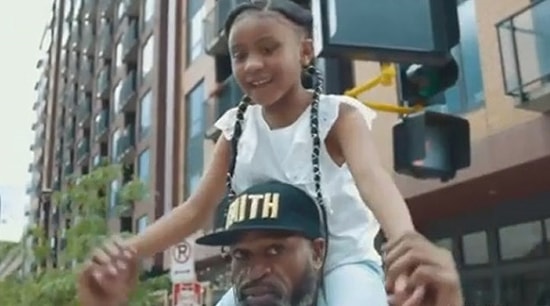 Polis Tarafından Öldürülen George Floyd'un Kızı Gianna: 'Babam Dünyayı Değiştirdi'