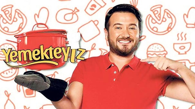 Sevilen program son olarak TV8 kanallarında ekrana gelmeye başlamış ve sürpriz bir şekilde dış sesin yanında 'Kiralık Aşk' dizisiyle fenomen haline gelen ünlü oyuncu, Onur Büyüktopçu da sunucu rolünü üstelenmişti.