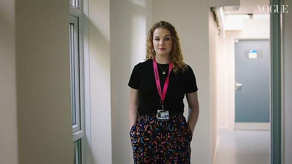 Kapaktaki bir diğer kadın ise Homerton Hastanesi’nde çalışan 24 yaşındaki Rachel Millar.