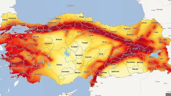 Türkiye Alp-Himalaya deprem kuşağı bölgesinde olup ülkenin neredeyse yarısı hatta 2011 verilerine göre nüfusunun %44’ü deprem riski yüksek bölgede yaşıyor.