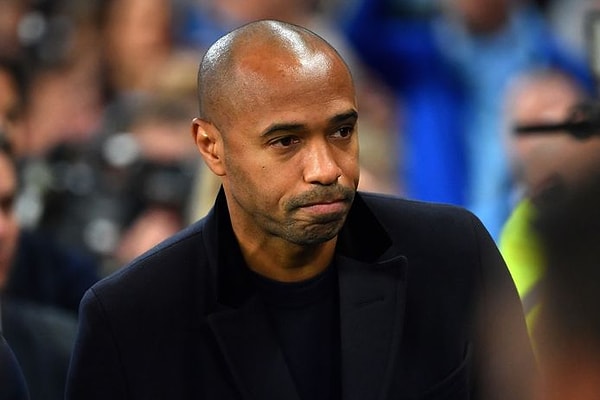 18. Thierry Henry: ''Neden hala 2020’de bunlar oluyor? Neden bazı ırkçılar, takımları için oynayan etkin azınlıkları alkışlıyorlar da sokakta onları taciz etmek durmunda oluyorlar? Bunu toplumdan silmek için kullandığımız yöntemler neden işe yaramıyor?''