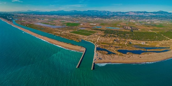 Manavgat'taki Golf Sahalı Otel İnşaatları Meclis Gündeminde: 'Halkla İnatlaşmaktan Vazgeçin'