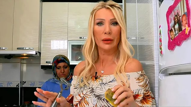 6. Seda Sayan, ayrıldığı Yemekteyiz yarışması için ayarsız bir yorum yapan takipçisine küfürle cevap verdi...