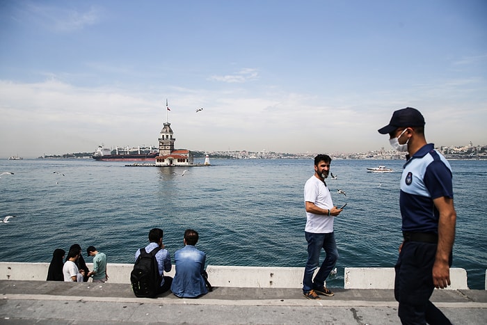 Bilim Kurulu Üyesi: En Az Bir Yıl Yeni Kurallarla Yaşanacak