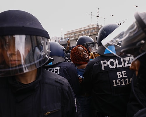 ABD'de 12'nci Günü Geride Bırakan 'George Floyd' Protestoları Dünya Geneline Yayıldı ????