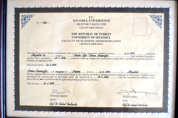 Bu da Ekrem İmamoğlu'nun diploması...