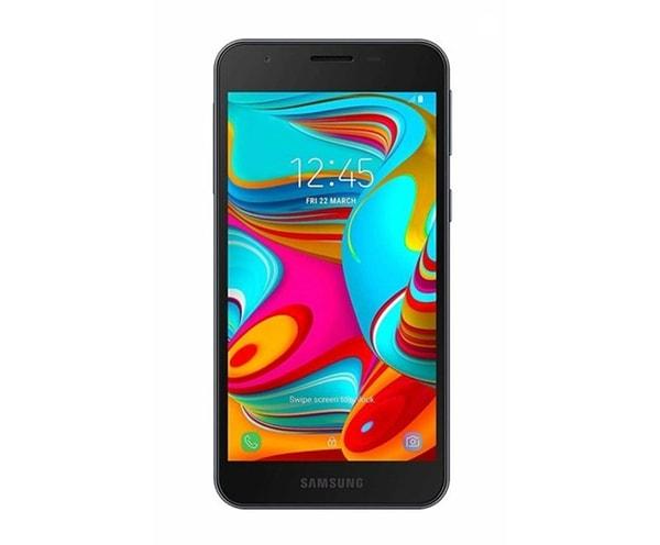 6. Telefon arıyor ama uygun fiyatlı seçeneklere bakıyorsanız Samsung Galaxy A2 Core'u tercih edebilirsiniz.