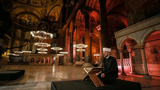 UNESCO: "Ayasofya'nın statüsünü değiştirmek için bizim onayımız gerekli"
