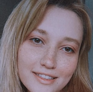 Büşra Yazar Profil Resmi