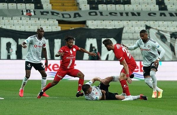 Süper Lig'de Koronavrüs sonrası Beşiktaş ilk maçında Antalyaspor ile 3 puan mücadelesi verdi.