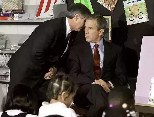 18. Başkan Bush, 11 Eylül saldırısının haberini Florida'da bir sınıfı ziyaret ederken alıyor.