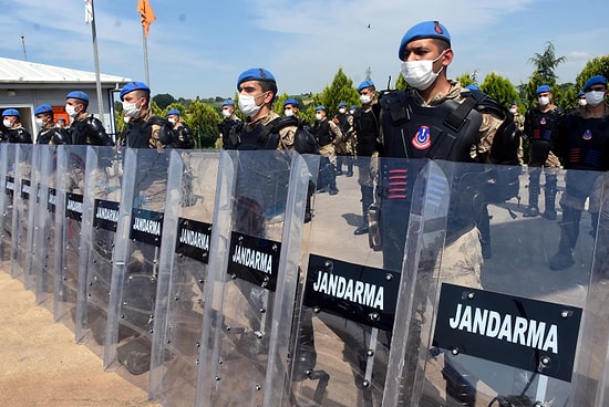 İki Koldan Ankara'ya Yürüyecekler: HDP'nin 'Demokrasi Yürüyüşü' Gözaltılarla Başladı