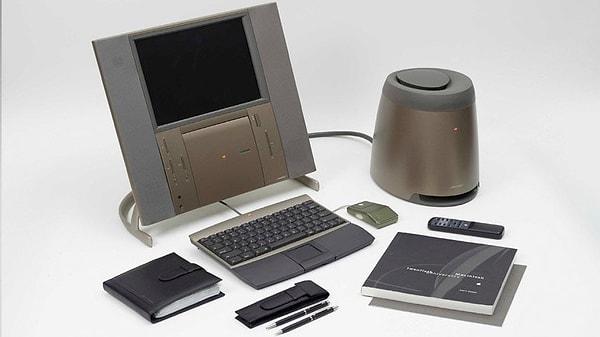 20. yılının şerefine üretilen Mac bilgisayar: 20th Anniversary Macintosh (1997)