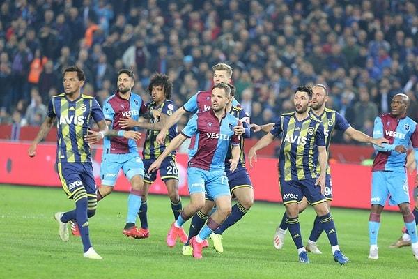 Trabzonspor, ilk maçı 2-1 kazanmasının getirdiği avantajla sahaya çıktı.