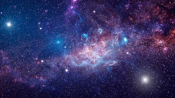 Gök bilimci Jaymie Matthews Samanyolu'nda 400 milyar kadar yıldızın bulunduğunu hatırlattı.