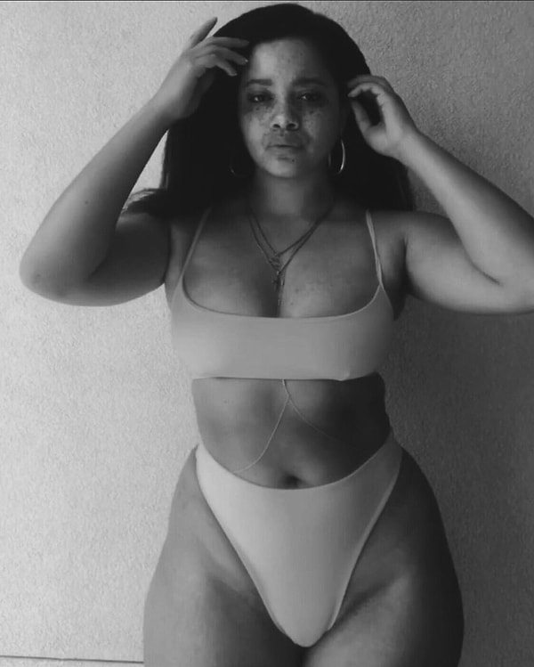 3. Если вас не устраивает то, что вы видите перед зеркалом, вносите изменения, пока не получите желаемого. А пока, любите себя и свое тело в любых его размерах. Будь вы худышкой, либо пышечкой, люди всегда найдут что сказать