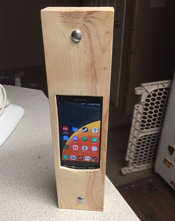 "Я нашел такое решение, потому что постоянно теряю свой телефон."