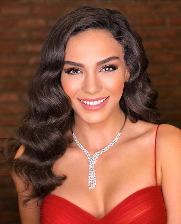 5. Эбру Шахин