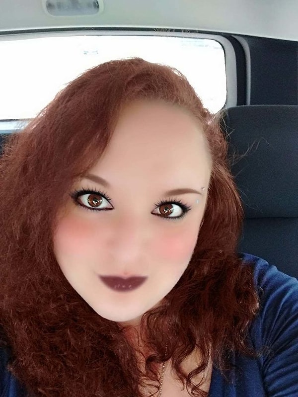 11. А куда делся ее нос??