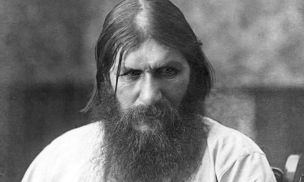 13. Rus mistik Grigori Rasputin, 1869'da Rusya'da doğmuştu.