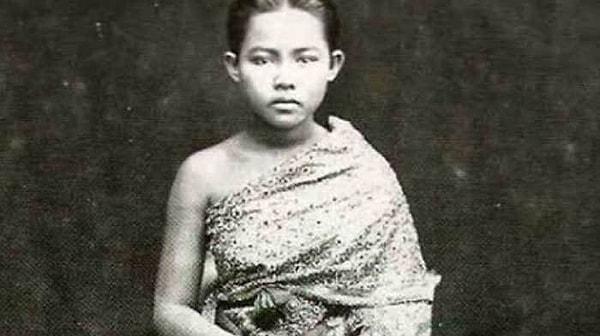 11. Sunandha Kumariratana Tayland kraliçesiydi.