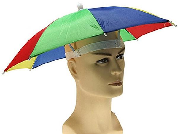 13. Kafa şemsiyesi güneş altında çalışmak zorunda olanlar için mükemmel bir icat bence.
