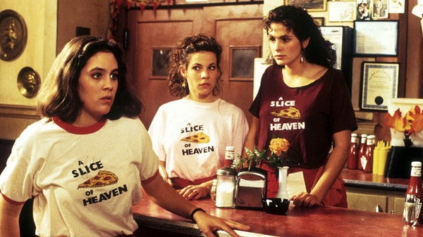 Mystic Pizza (1988)