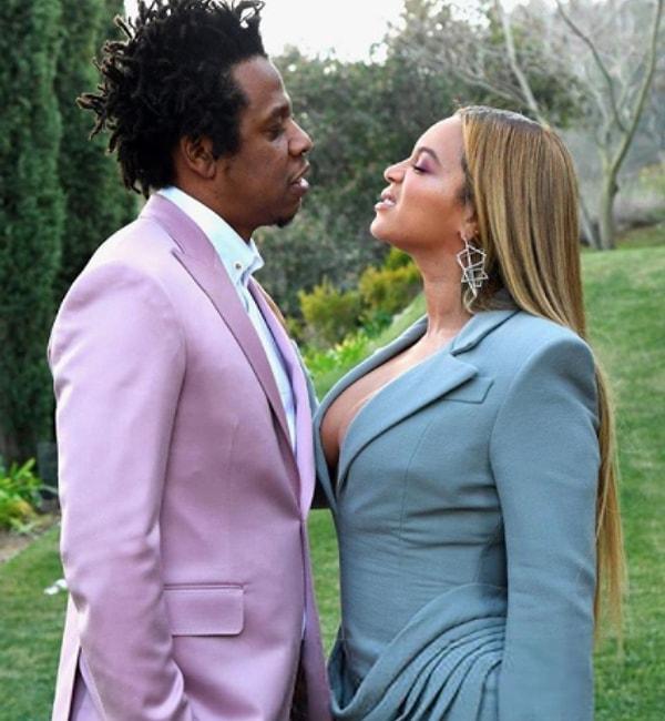 15. Beyoncé ve Jay Z çifti bir Barbie bebeğe 80 bin dolar ödediler.