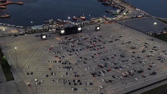 Türkiye'nin İlk Arabalı Konseri Yenikapı'da Kenan Doğulu ile Birlikte Gerçekleşti