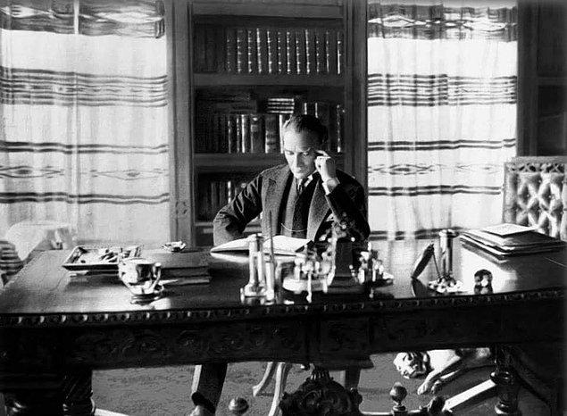 Atatürk, 27 Aralık 1919'da, sonrasında Türkiye'nin kalbi olarak belirleyeceği ve çok sevdiği Ankarasına kavuşur; ancak kalacak yeri yoktur.