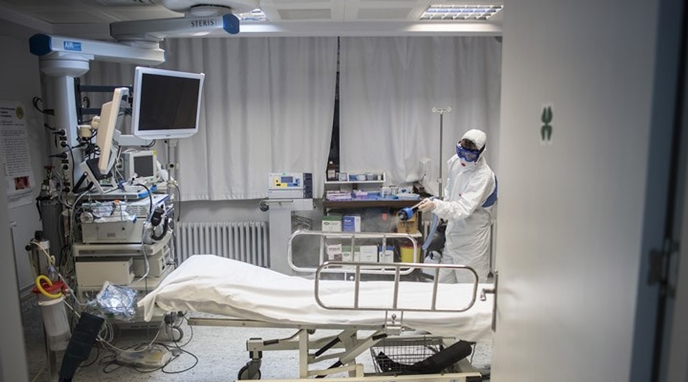 Bakan Koca Günlük Koronavirüs Rakamlarını Açıkladı: 'Son 3 Günde Hastaneye Yatışlarda Azalma Var'