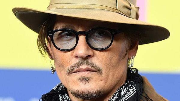 8. Johnny Depp'in hem adı, hem soyadı ilginç.