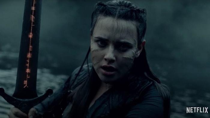 Katherine Langford’lı Yeni Netflix Dizisi Cursed’den Fragman Geldi