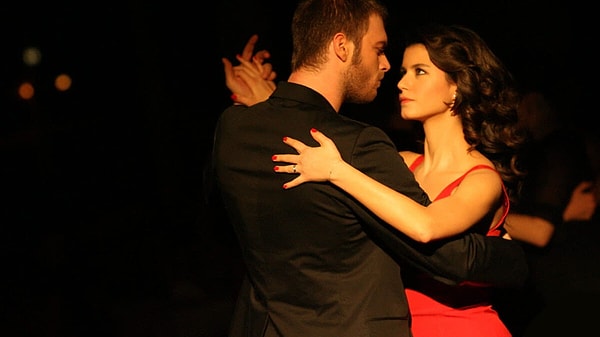 1. Запретная любовь (2008–2010)